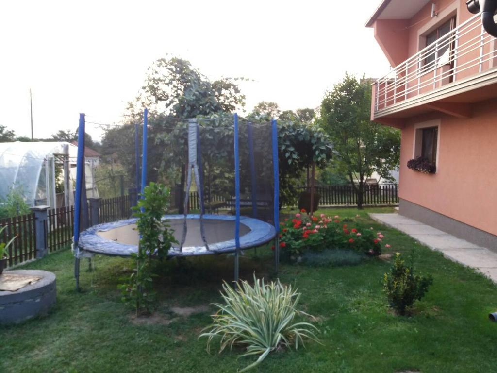 Guest House Ahmo Halilcevic Dubrave Gornje Ngoại thất bức ảnh